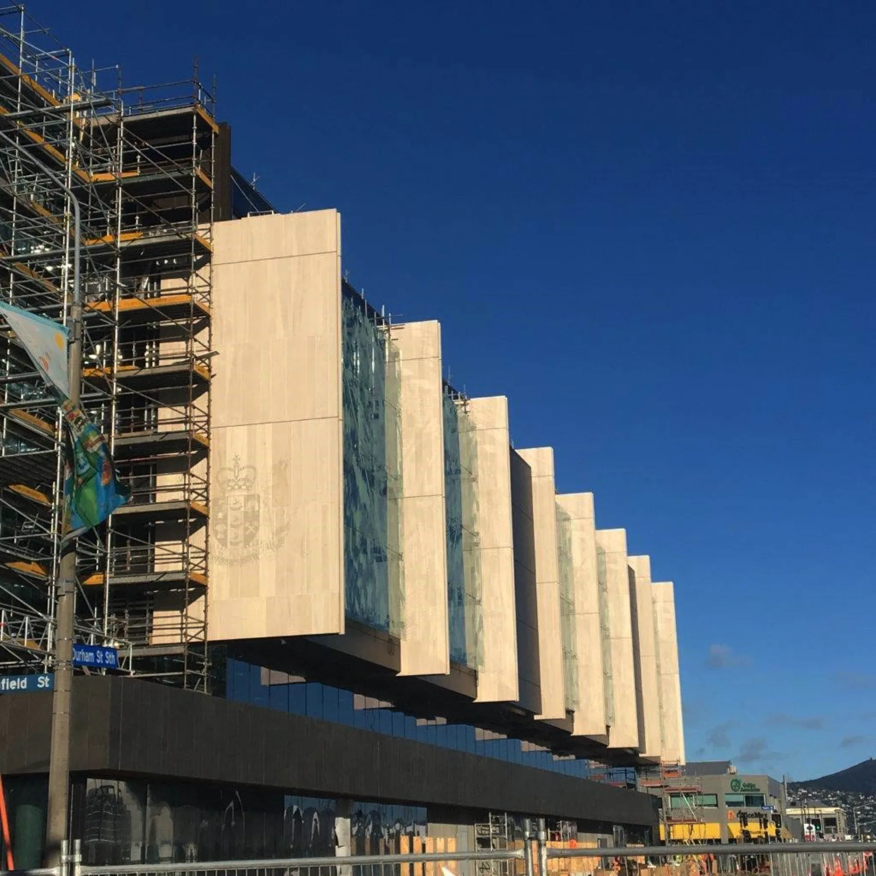 Ministry of Justice. Christchurch, New Zealand. Façade in Moka limestone.