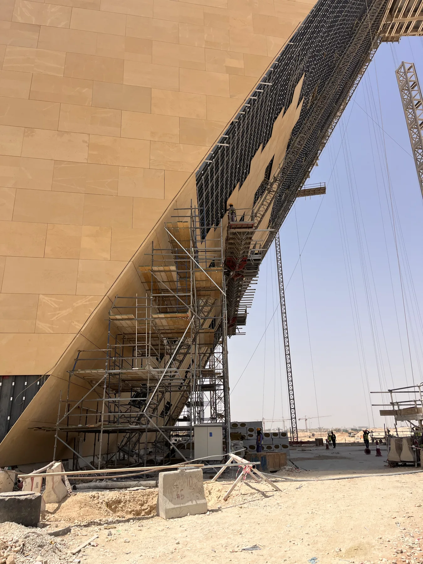 King Salman Park, from below. The sloping soffit and the substructure before it is closed up.