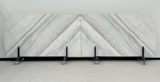 VOLAKAS LINEAL — patrón de la piedra